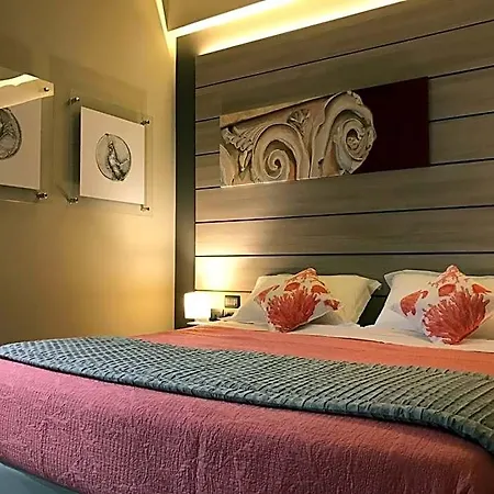 Archeo Hotel 3*